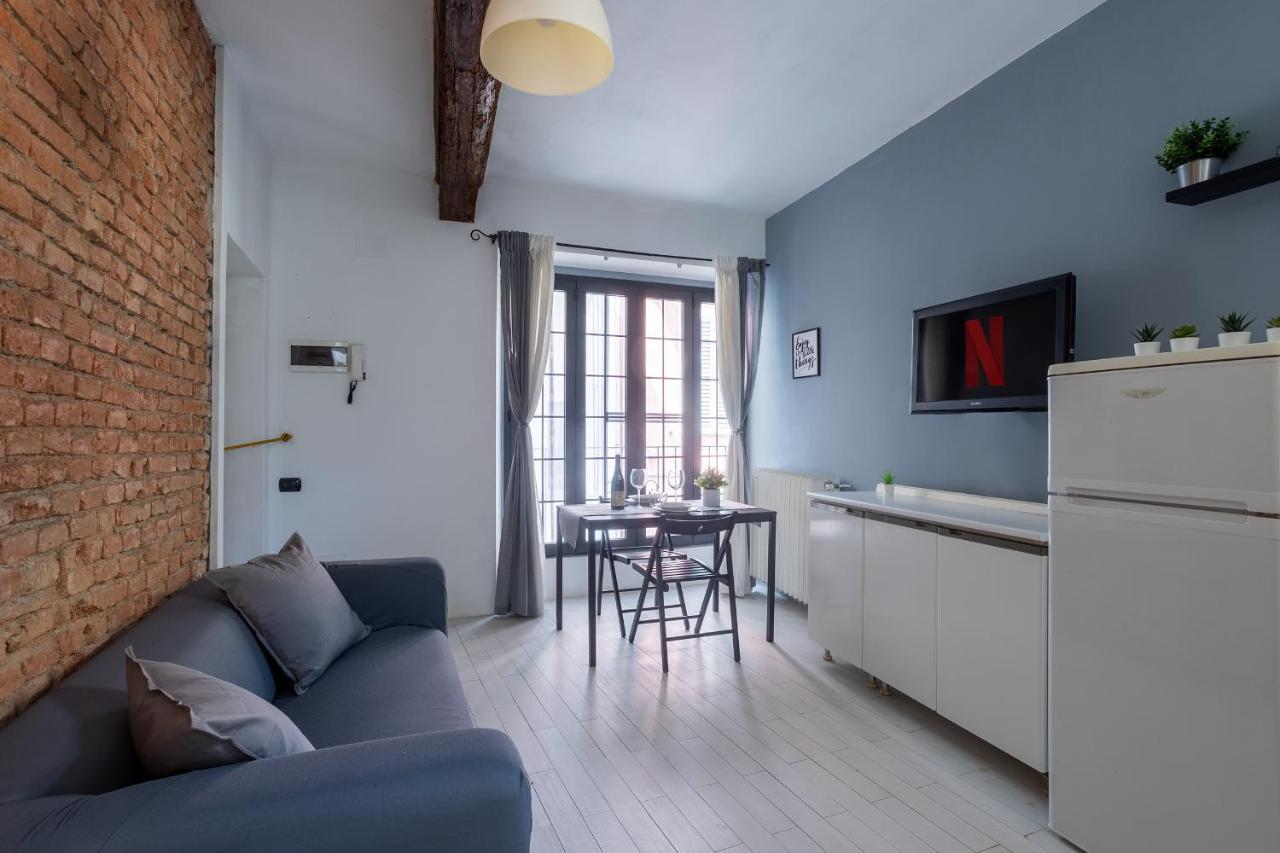 Centro Storico • Wi-Fi, Netflix E Terrazzo Lägenhet Pavia Exteriör bild